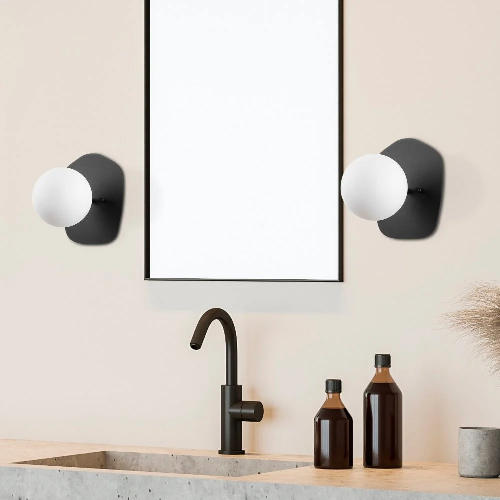 Skånska Möbelhuset Well Vägglampa 11680 - Svart/vit - Bild 3