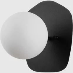 Skånska Möbelhuset Well Vägglampa 11680 - Svart/vit